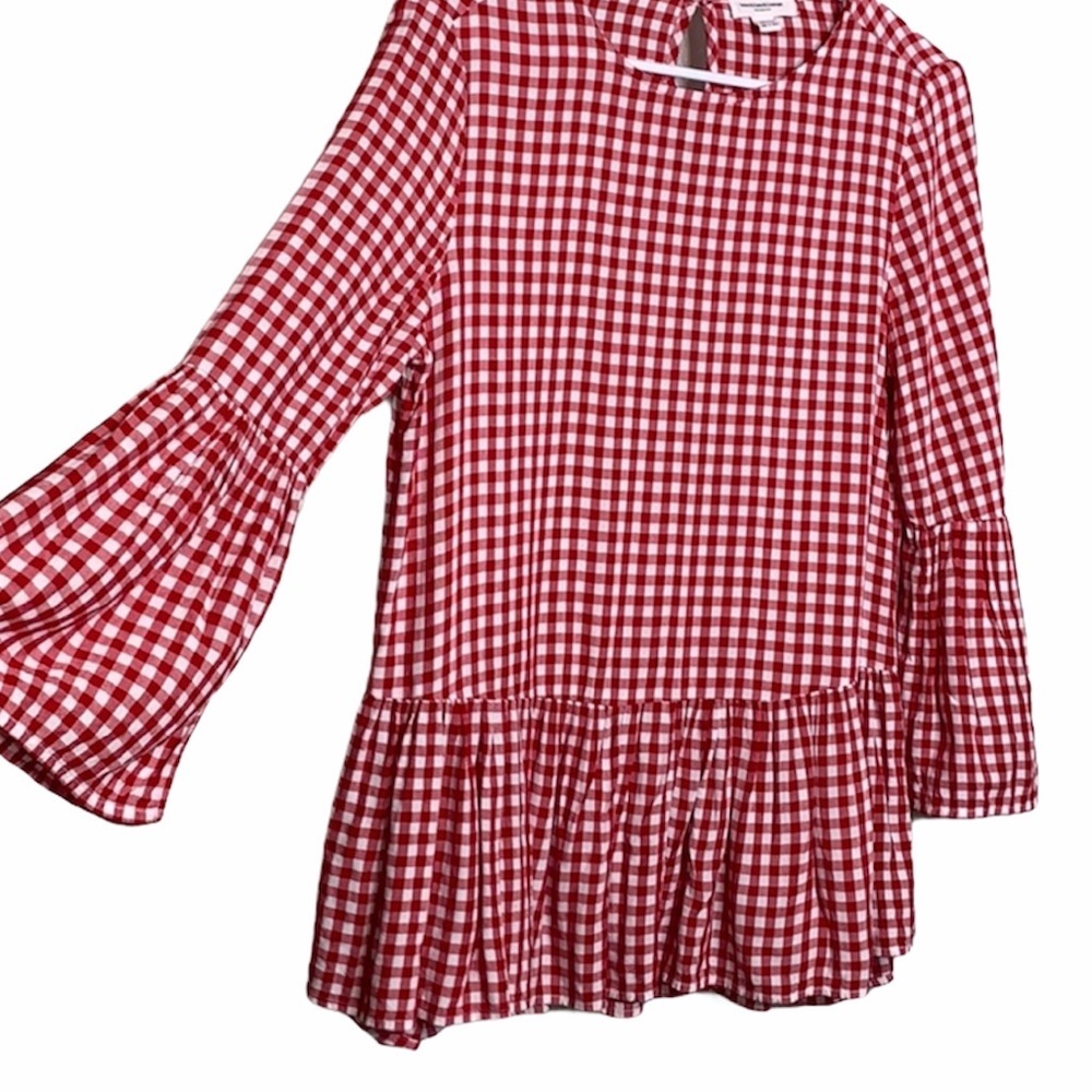 BNWOT beachlunchlounge ruffle long sleeve top